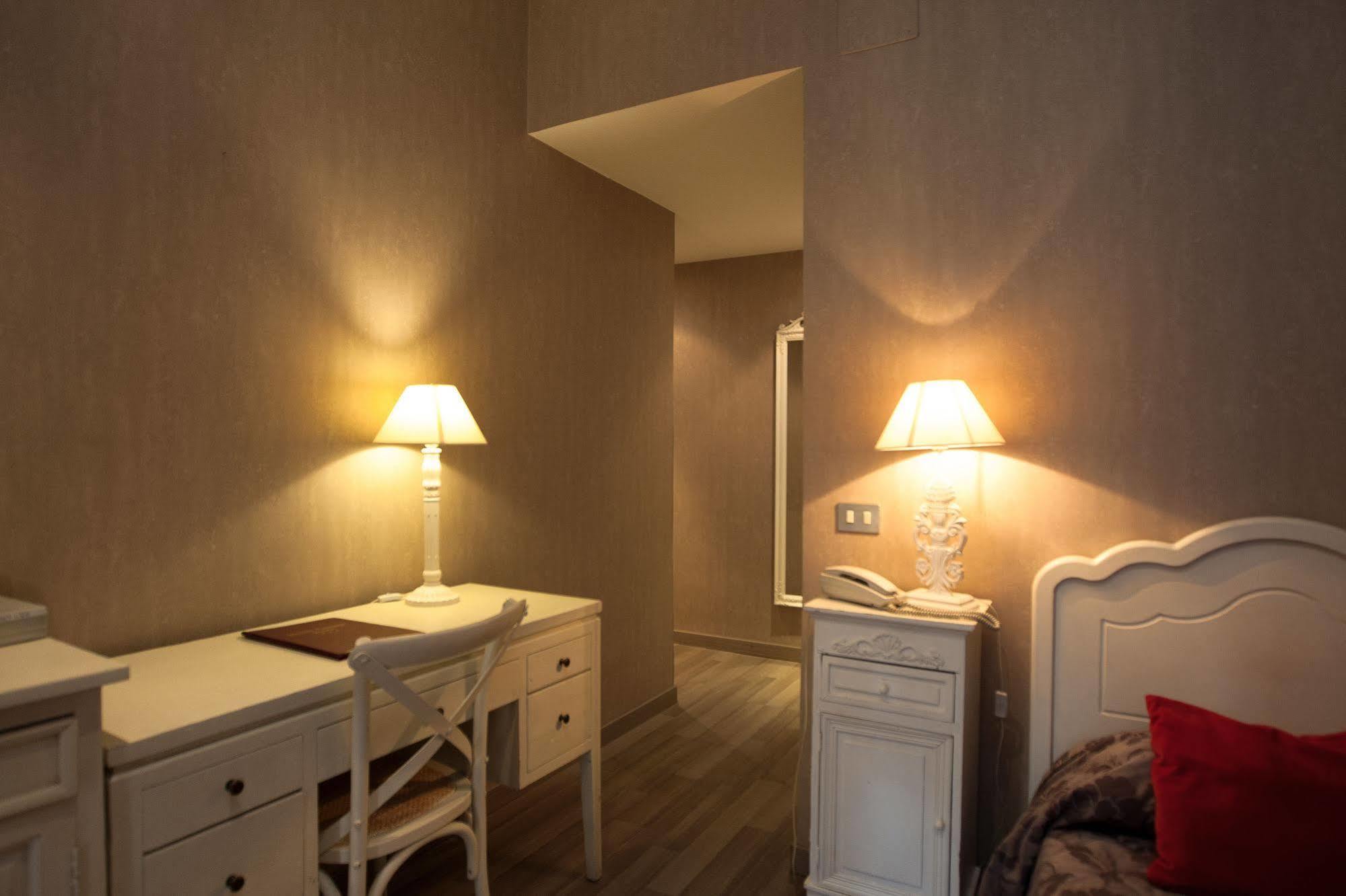 Hotel Gerber Рим Екстер'єр фото