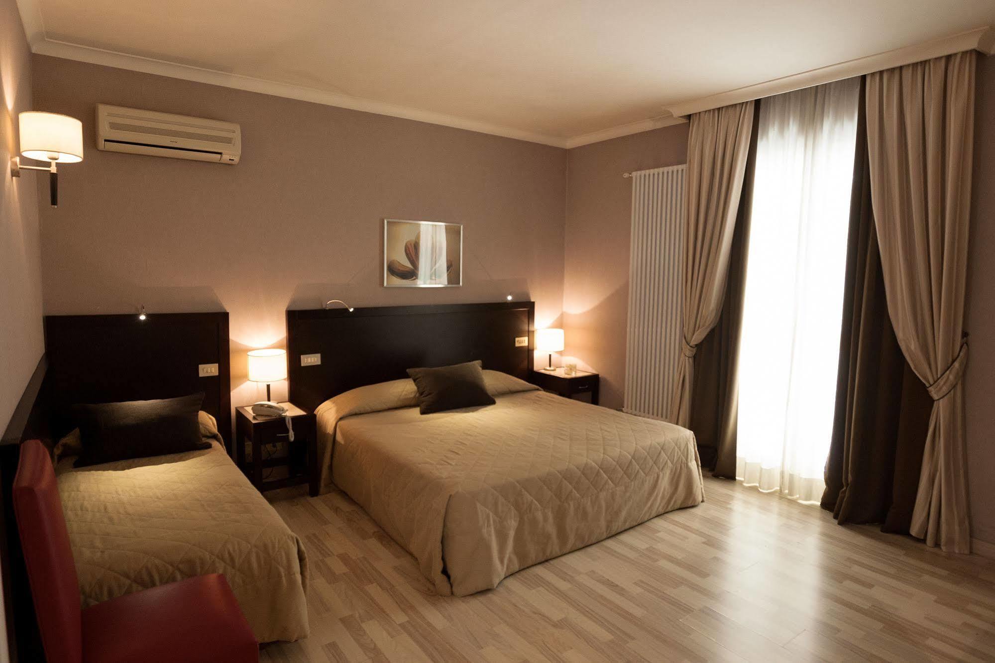 Hotel Gerber Рим Екстер'єр фото