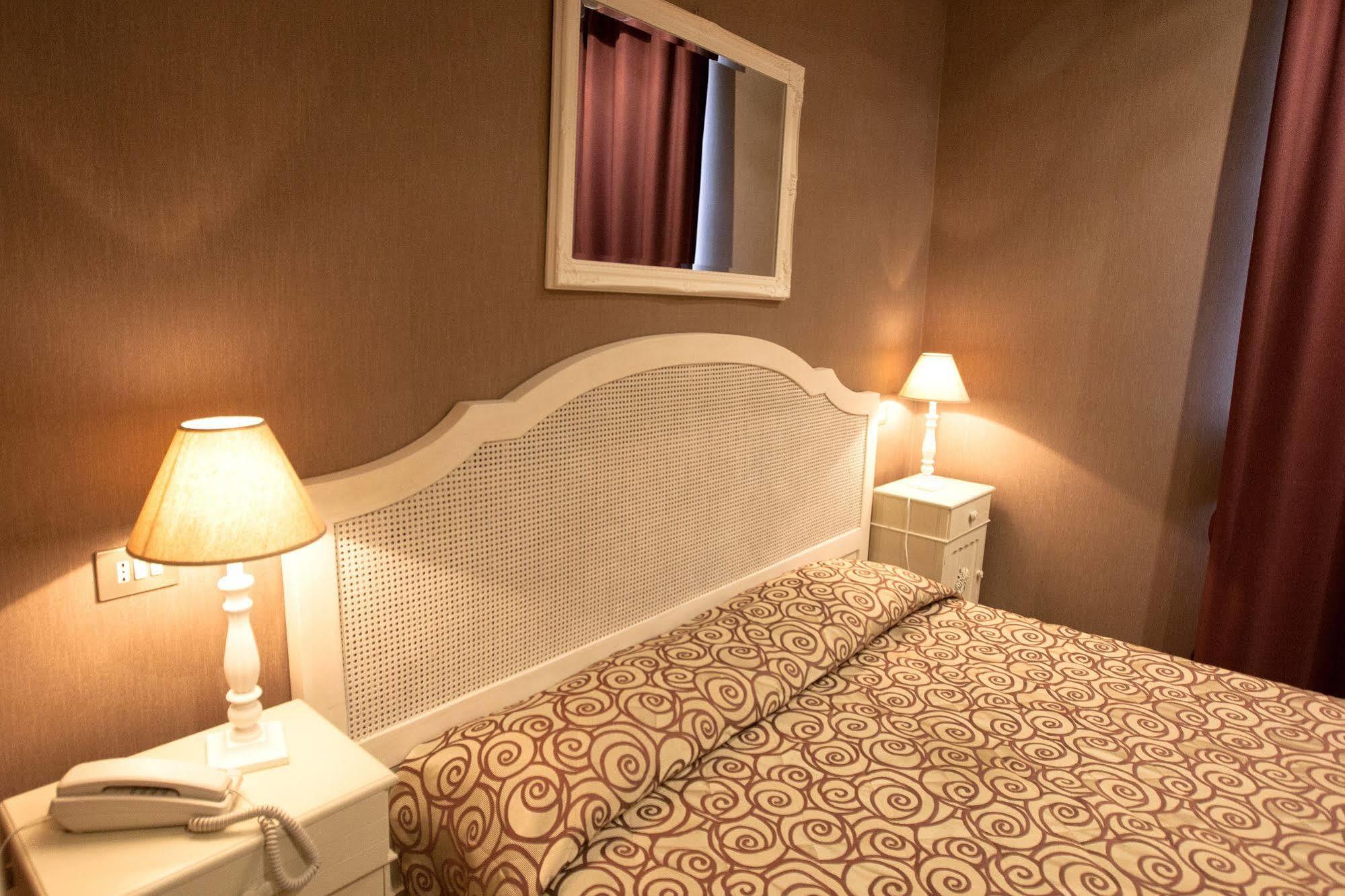 Hotel Gerber Рим Екстер'єр фото
