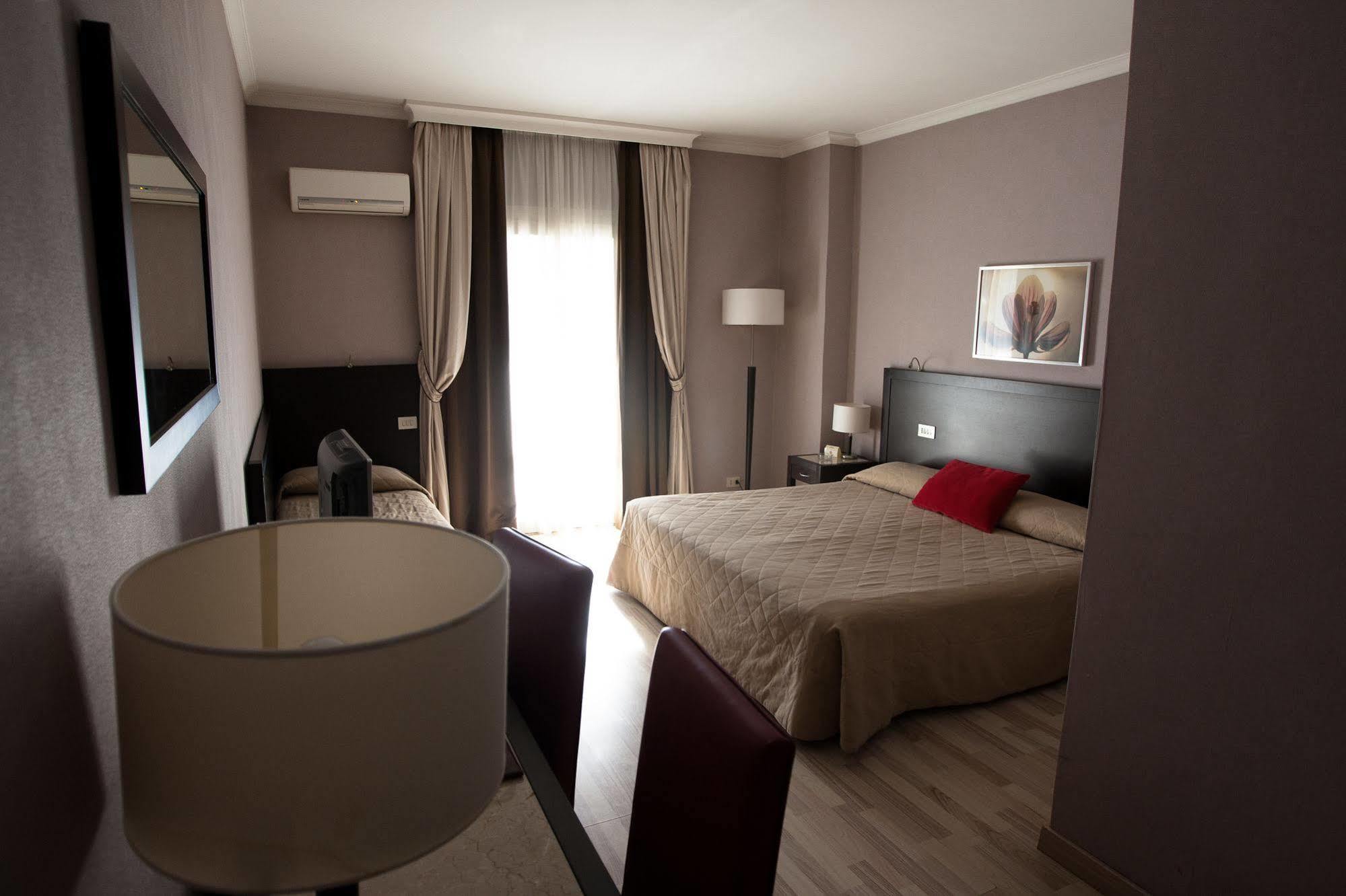 Hotel Gerber Рим Екстер'єр фото